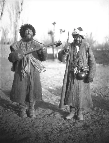Poor Uyghur Musicians - Kashgar