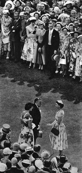The Queen at her Garden Party, Buckingham Palace