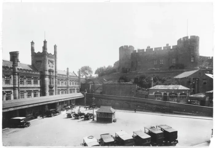 Framed Print : Shrewsbury Castle and Station Print, 1923 West Midlands Framed Print : Shrewsbury Castle and Station Print, 1923 West Midlands