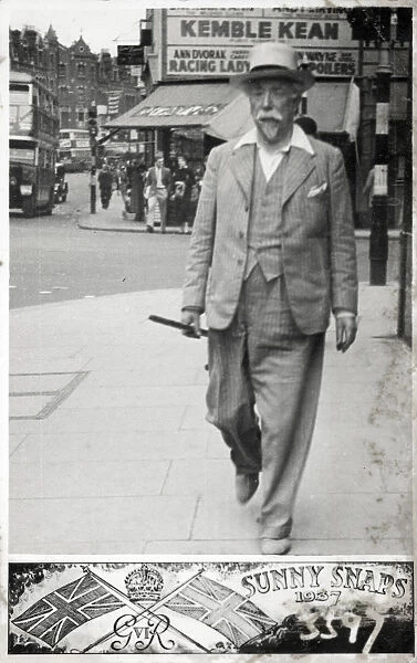 Smartly-dressed older man strolling along a London Street