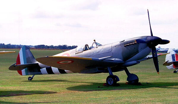 Supermarine Spitfire Mk LF Mk. XVIe G-MXVI