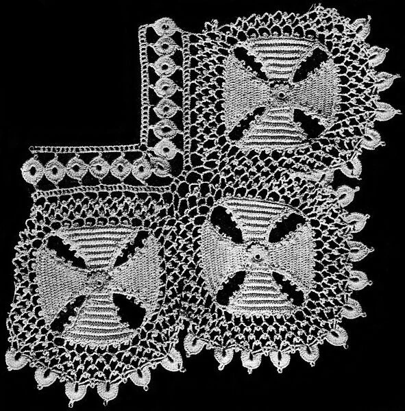 Victoria Cross lace, WW1