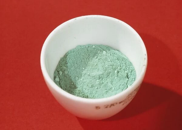 Copper (II) carbonate