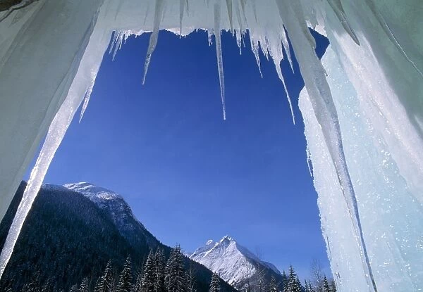 Icicles, Canada