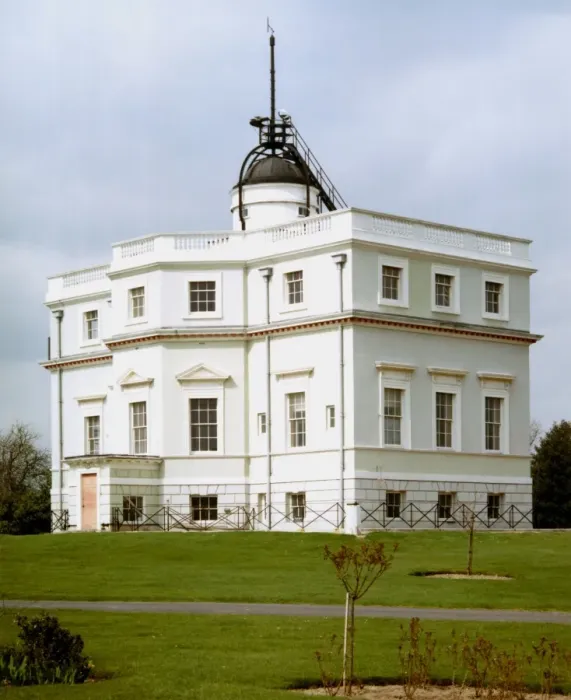 Framed Print : Kew Observatory Print - A photograph of the historic observatory building Framed Print : Kew Observatory Print - A photograph of the historic observatory building