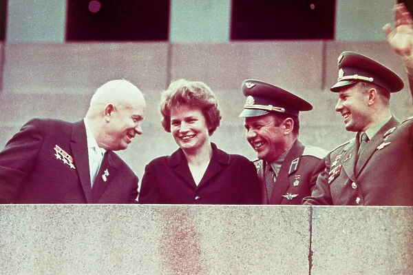 Krushchev, Tereshkova, Nikolayev, Gagarin