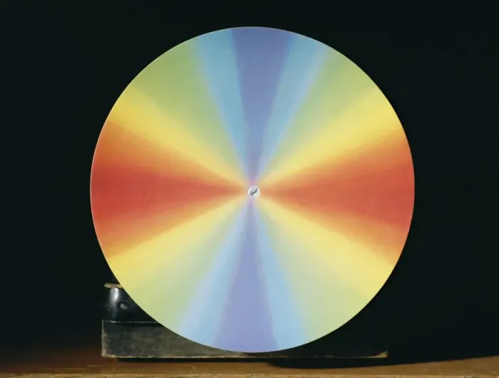 Framed Print : Newton's Colour Disc Print Framed Print : Newton's Colour Disc Print