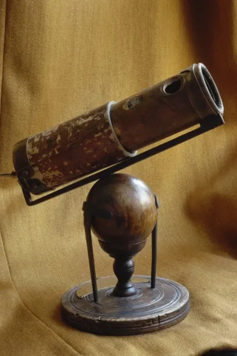 Framed Print : Newton's Second Telescope Print, a replica of the 1671 reflecting telescope