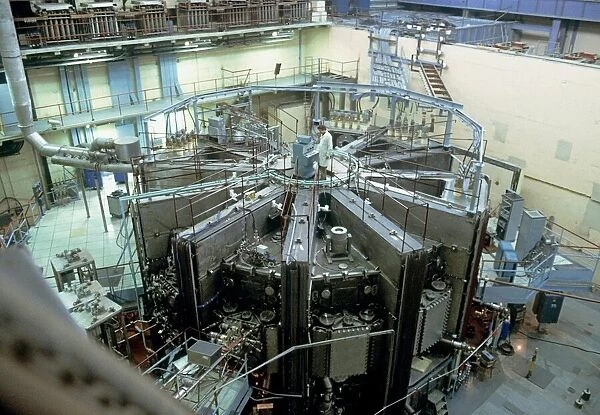 Tokamak-15 nuclear fusion reactor C013 / 1348