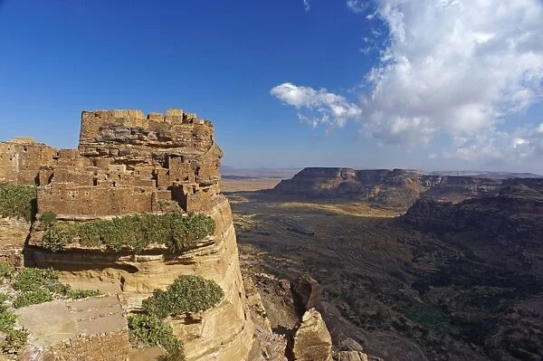 Ancient town of Zakati, Central Mountains of Bukur, Yemen, Middle East