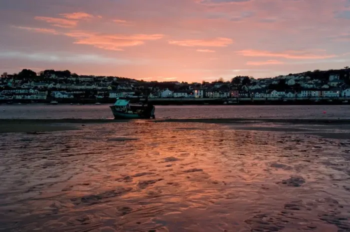 Framed Print : Appledore Village Print, North Devon Coastline Scene