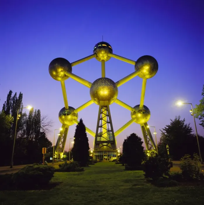 Framed Print : The Atomium Print, Brussels Framed Print : The Atomium Print, Brussels