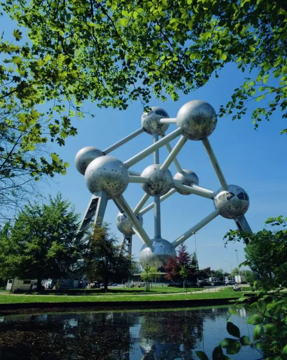 Framed Print : The Atomium Print, Brussels Framed Print : The Atomium Print, Brussels