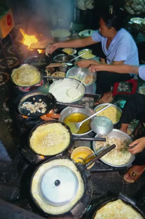 Framed Print : Robert Harding Print: Cook in Restaurant, Ho Chi Minh City Framed Print : Robert Harding Print: Cook in Restaurant, Ho Chi Minh City