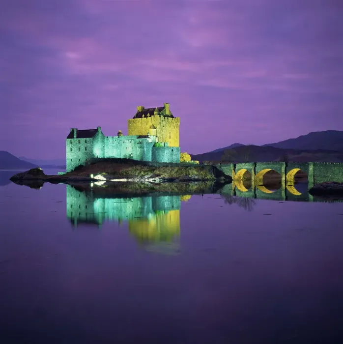 Framed Print : Eilean Donan Castle Print Framed Print : Eilean Donan Castle Print