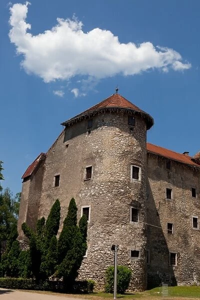 The Frankopan Castle, built in the 16th century close the gorge of the River Dobra, Ogulin, Karlovac county, Croatia, Europe