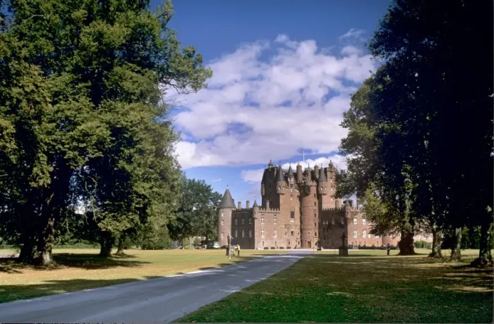 Framed Print : Glamis Castle Print, Angus, Scotland Framed Print : Glamis Castle Print, Angus, Scotland