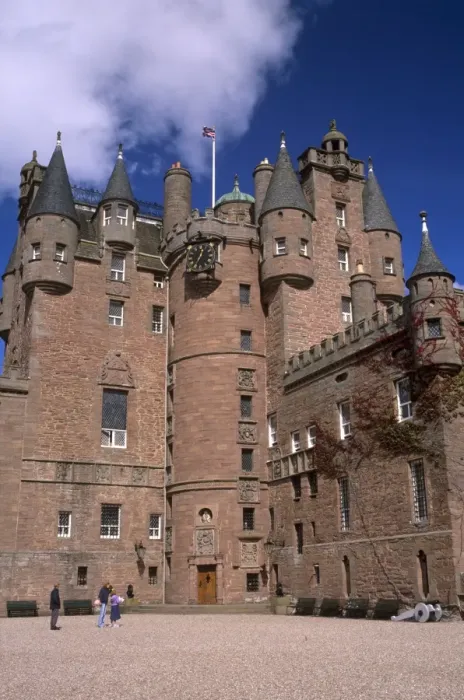 Framed Print : Glamis Castle Print, Angus, Scotland Framed Print : Glamis Castle Print, Angus, Scotland