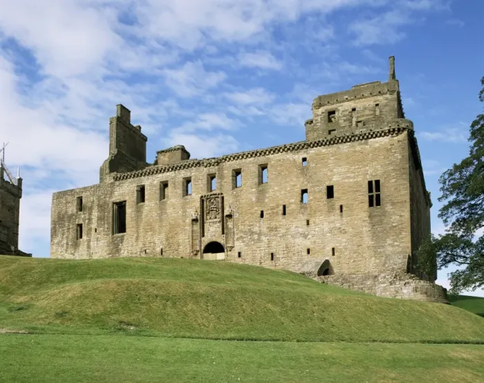 Framed Print : Linlithgow Palace Print