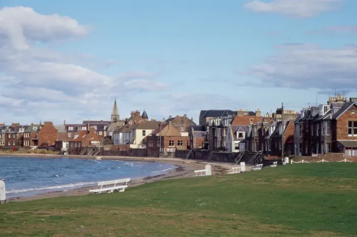 Framed Print : North Berwick Print - Coastal Townscape Framed Print : North Berwick Print - Coastal Townscape