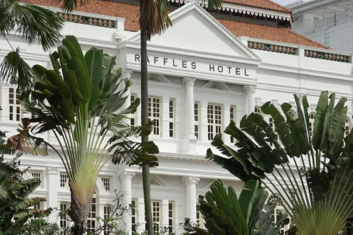 Framed Print : Raffles Hotel Print, Singapore Framed Print : Raffles Hotel Print, Singapore