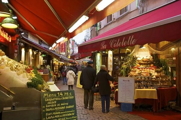 Restaurants in Rue des Bouchers, Brussels, Belgium, Europe