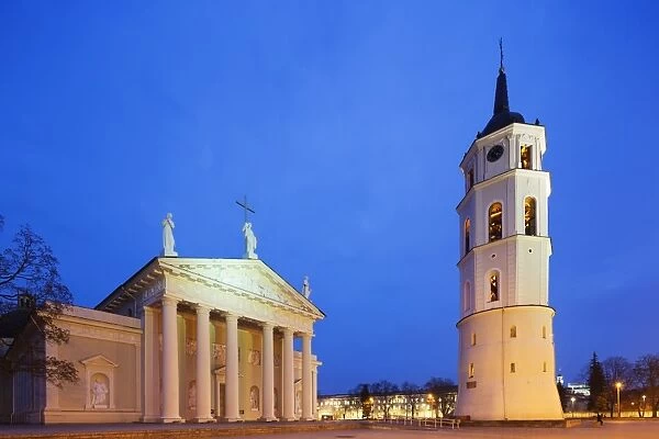 St. Stanislaus Cathedral and Varpine bell tower in Cathedral Square, UNESCO World Heritage Site, Vilnius, Lithuania, Europe