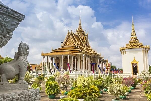Stupa in front of the Silver Pagoda in the Royal Palace, in the capital city of Phnom Penh, Cambodia, Indochina, Southeast Asia, Asia