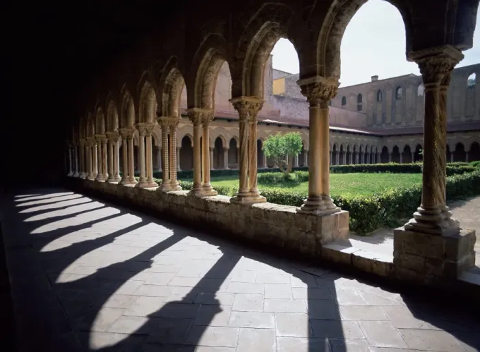 Framed Print : Monreale Cloisters Print Framed Print : Monreale Cloisters Print