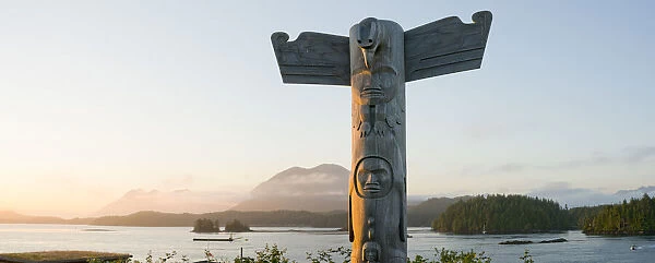 Totem Pole at Anchor Park, Tofino, Saanich, British Columbia, Canada, North America