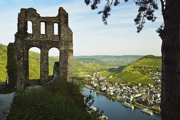 View from Grevenburg Castle of Traben-Trarbach and Moselle River (Mosel), Rhineland-Palatinate, Germany, Europe