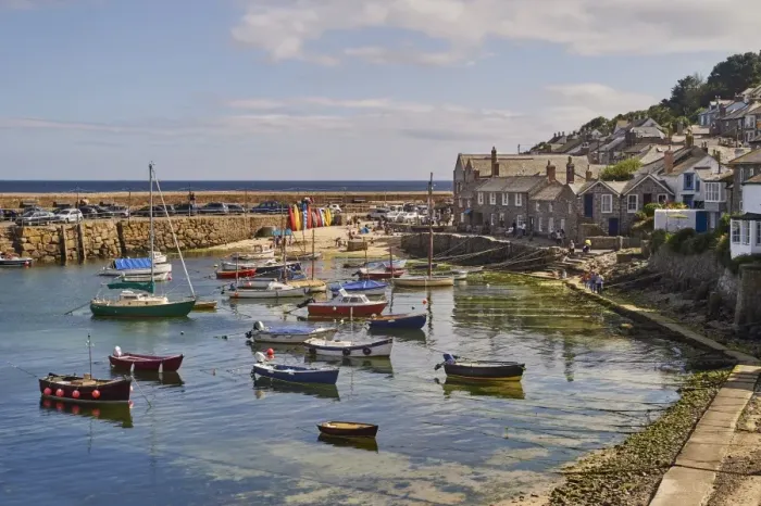 Framed Print : Mousehole Harbour Print at Mid-Tide Framed Print : Mousehole Harbour Print at Mid-Tide