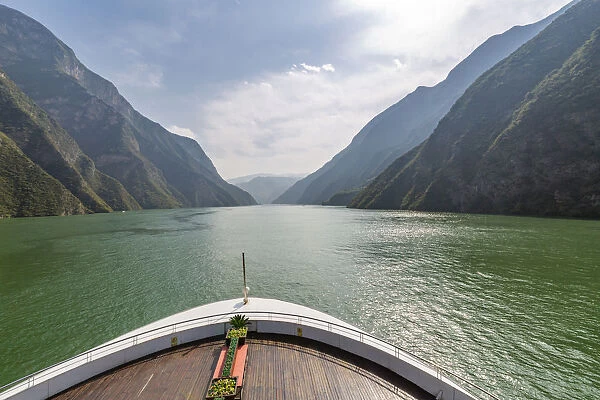 View onboard cruise ship of the Three Gorges on the Yangtze River