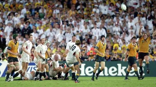 Jonny Wilkinson kicks the winning drop goal in the 2003 World Cup Final