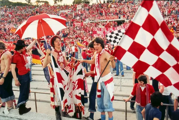 MONCHENGLADBACH LIVERPOOL FC 1977 FINALE COUPE