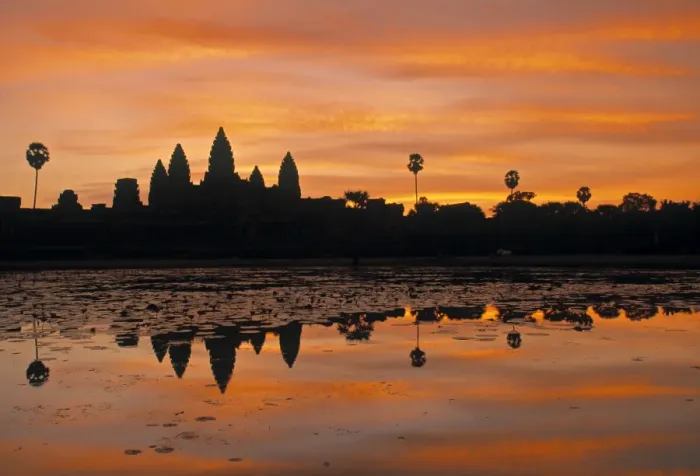 Framed Print : Angkor Wat Print, Siem Reap, Cambodia Framed Print : Angkor Wat Print, Siem Reap, Cambodia