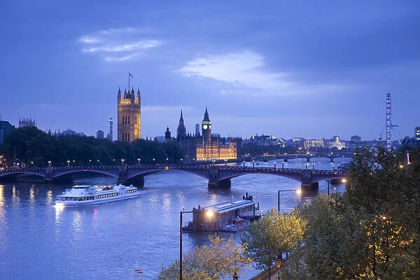 Big Ben, Houses of Parliament and River Thames, London, England