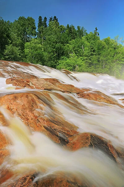 Chutes de la Riviere du Sault au Mouton (Waterfall on river) Longue-Rive Quebec, Canada