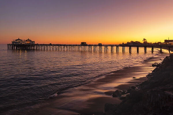 Malibu Pier at sunset, Malibu, California, USA