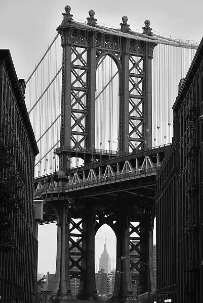 Manhattan Bridge, DUMBO, Brooklyn, New York, USA