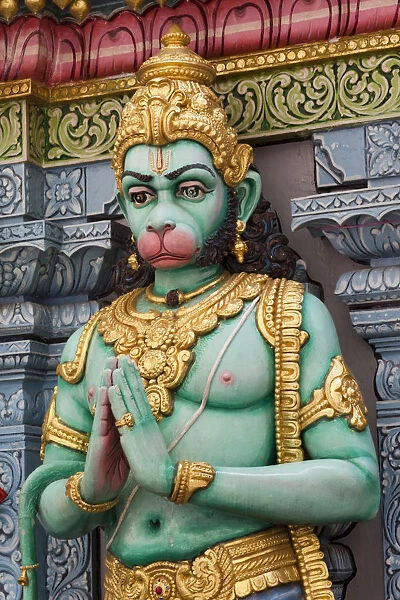 Singapore, Statue in front of Sri Krishnan Hindu Temple
