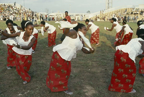 20032556. NIGERIA Festivals Ibibio dancers