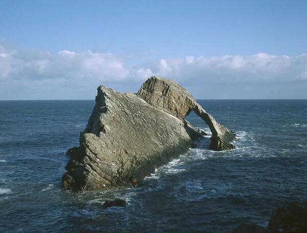 20067728. SCOTLAND Moray Scar Nose Bowfiddle Rock