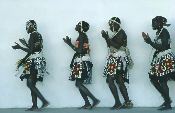 20070661. ANGOLA Tribal Peoples Traditional dancing