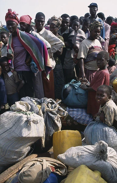 20075169. GUINEA Kissidougou Camp for Sierra Leonean Refugees