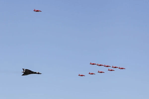 England, Gloucestershire, Fairford, Vulcan Bomber and Red Arrows, Air Tattoo