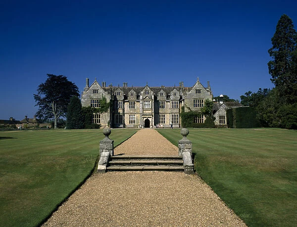 ENGLAND, West Sussex, Ardingly Wakehurst Place, gardens and statley home