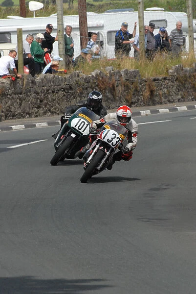 Jamie O Brien (Suzuki) and Dave Madsen-Mygdal (Triumph) 2009 Southern 100