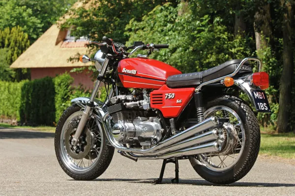 Benelli 750 Sei (6-cylinder)