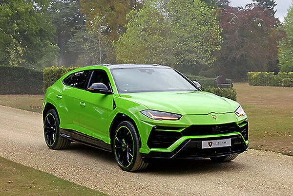 Lamborghini Urus 2022 Green light